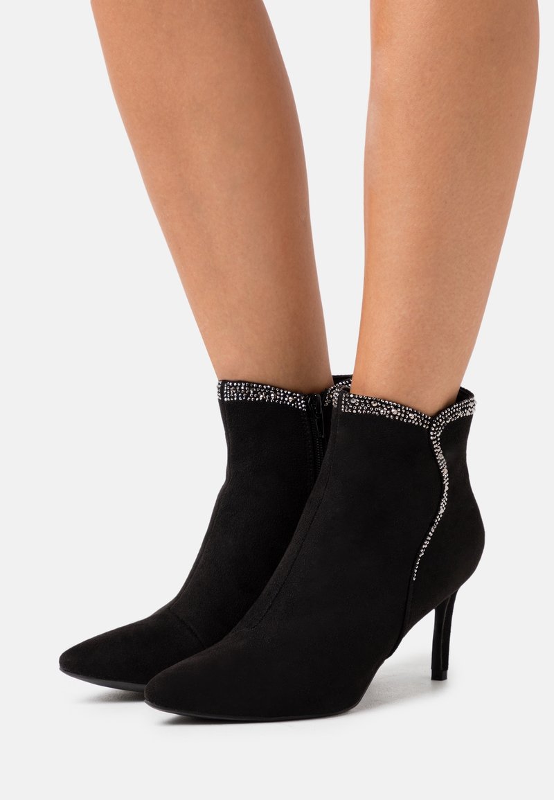Menbur Botines bajos - black