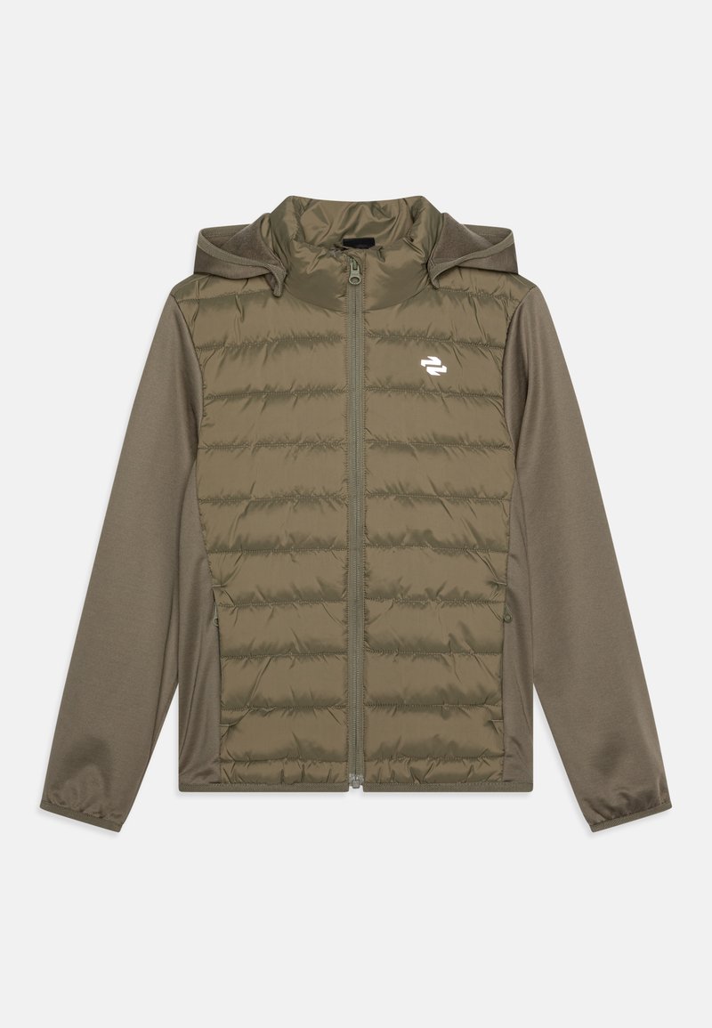 Oliwkowa kurtka z pikowanym przodem, o eleganckim kroju, zapięciem na zamek, kapturem i elastycznymi rękawami; na górnej lewej stronie znajduje się logo.