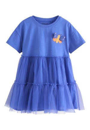 Robe bleue à manches courtes avec jupe en tulle à volants et patch papillon coloré sur la poitrine.