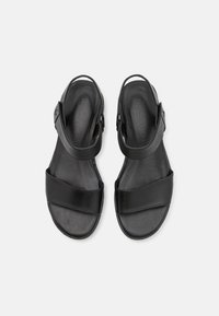Tamaris Sandale s punim potplatom - black