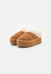 UGG TAZZLITA - Chaussons - chestnut