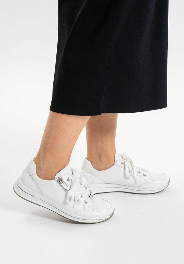Sneaker low - weiss
