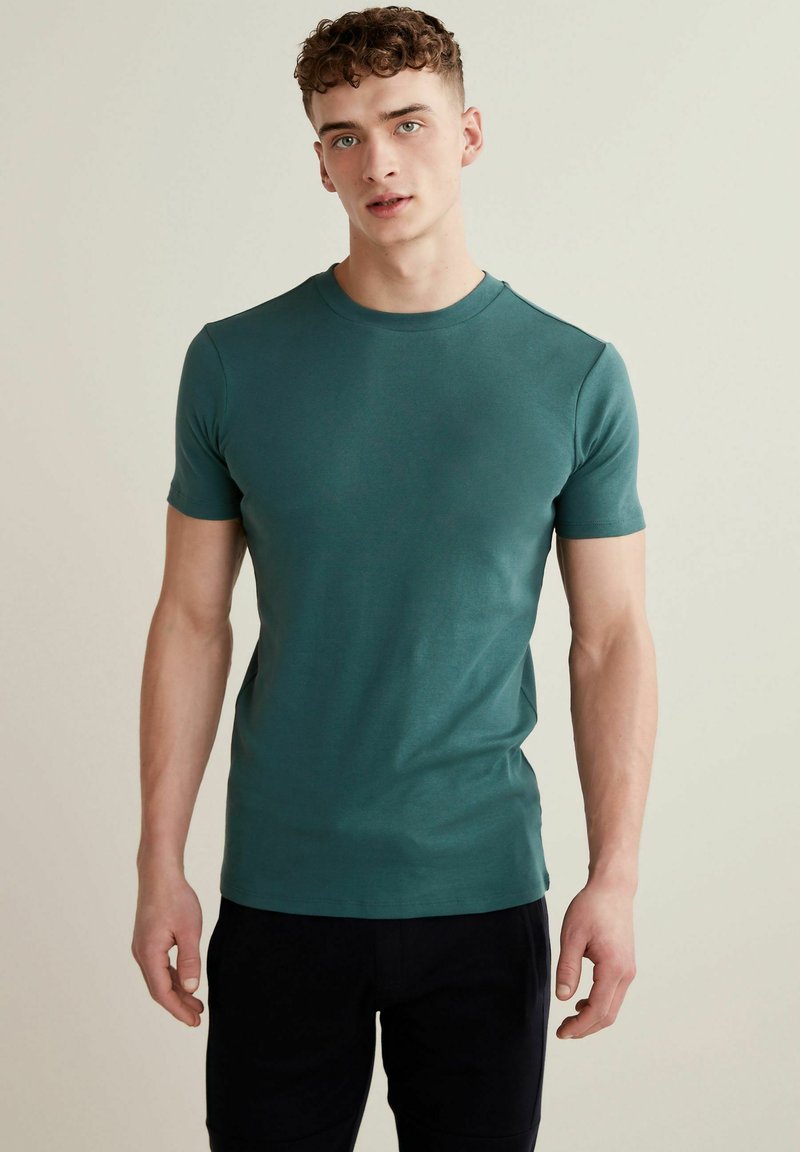 Next ESSENTIAL CREW NECK MUSCLE FIT TSHIRT TShirt basic green