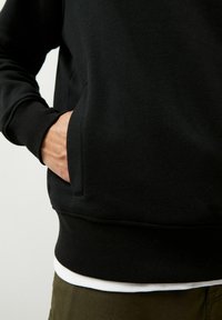 Next HALF ZIP FUNNEL NECK - Melegítőfelső - black