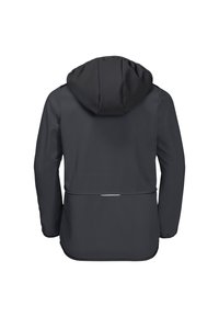 Schwarze wasserdichte Jacke mit Kapuze, mit tailliertem Schnitt, langen Ärmeln und reflektierendem Akzent auf dem Rücken. Glatte Textur.