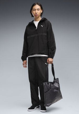 Puma, PUMA CLASS RELAXED PINNACLE HOODIE MIT REISSVERSCHLUSS BIS ZUM HALS - Training jacket - black