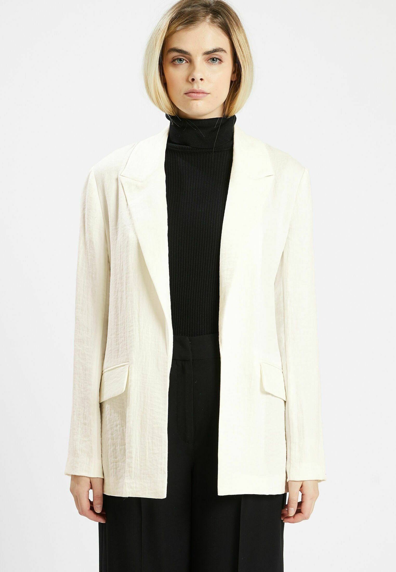 Mujer Blazer oversize beige | Chaqueta \u0026 Cazadora Pimkie - Manipovore