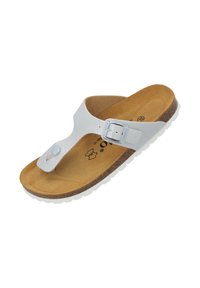 Witte glinsterende flip-flop sandaal met een enkele verstelbare band, zilveren gesp en een bruine gevoerde voetbed, met een gestructureerde zool.