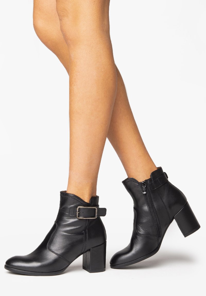 NeroGiardini Botines camperos - nero/negro -