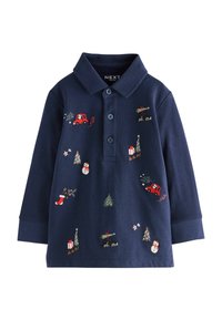 Polo a maniche lunghe blu navy con motivi festivi ricamati, tra cui alberi, camion, pupazzi di neve e regali. Presenta un colletto e una chiusura a bottoni.