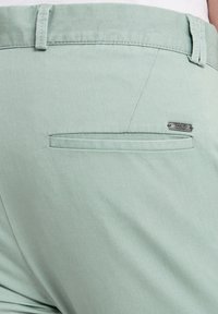 Thumbnail Image 3