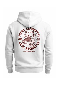 Weißer Hoodie mit einem grafischen Design eines Katers, der Spaghetti isst. Der Text lautet "Mehr Spaghetti, weniger Regretti" in Dunkelrot. Gemütlicher Pullover-Stil.
