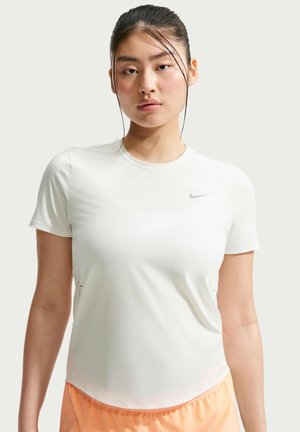 Nike Performance SWIFT - Αθλητικό μπλουζάκι - sail