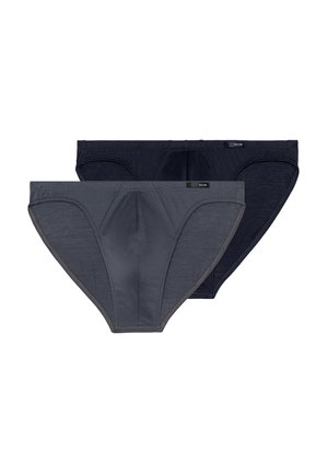 Twee paar herenslips in donkergrijs en marineblauw. Gemaakt van een zachte stof met een gladde textuur, met elastische tailles en zonder zichtbare patronen.