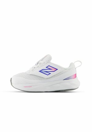 FRESH FOAM 625-B HOOK LOOP - Lær-at-gå-sko - nb white pink heat