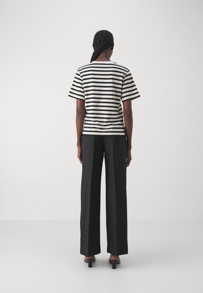 WEEKEND MaxMara VISIVO - Bukser - nero