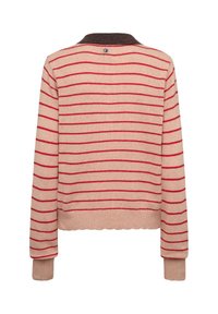 Pull beige à manches longues avec fines rayures horizontales rouges et col marron, vu de dos.