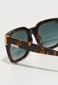 Guess Gafas de sol - dark havana/gradient blue