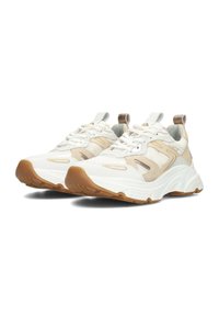 Sneaker bianche e beige con parte superiore in rete, suola ammortizzata e suola in gomma. Le caratteristiche includono un design con lacci e dettagli in un colore tenue.