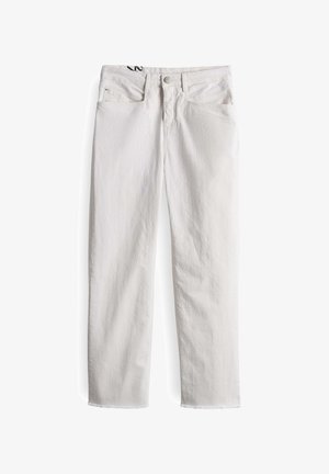Witte denim jeans met een rechte pasvorm, voorzien van voorzakken, een knoopsluiting en een ruwe zoom bij de mouwen.