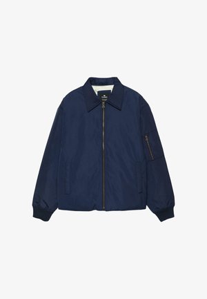 Marineblaue Bomberjacke mit Reißverschluss vorne, spitzem Kragen, gerippten Bündchen, zwei Seitentaschen und Reißverschlusstasche am linken Ärmel.