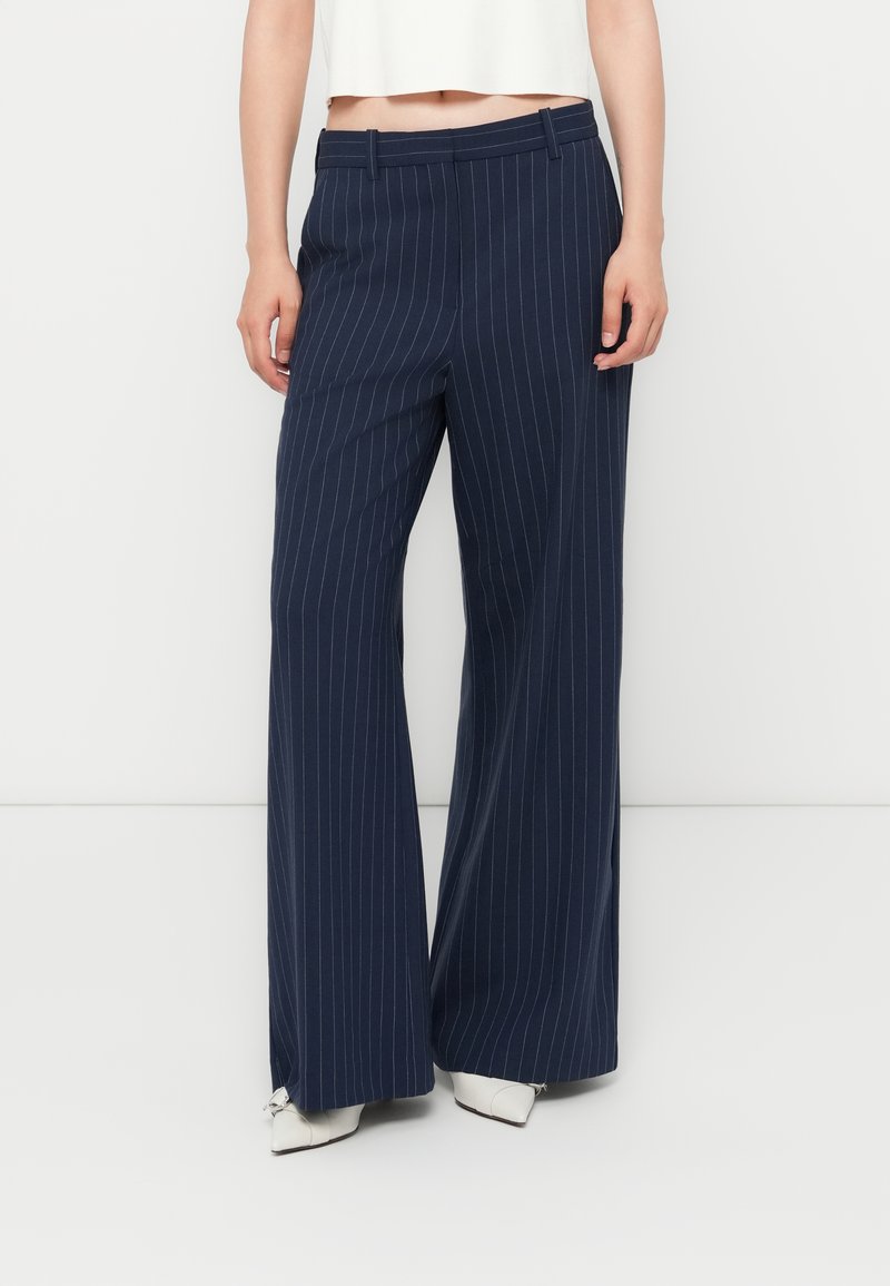 Pantalones