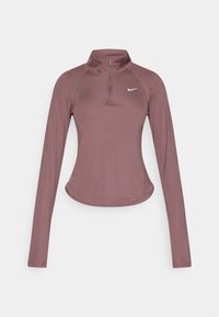 Unselected, tattoo/white