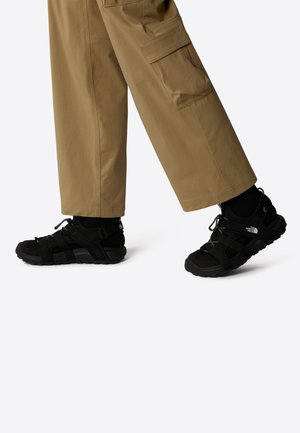 EXPLORE CAMP - Trekkingsandaler - tnf black tnf black