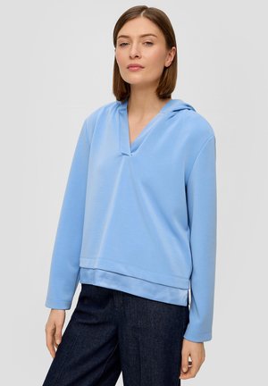 Lichtblauwe hoodie met een V-hals, lange mouwen en een rechte zoom. Gladde stof met een subtiele textuur en een ontspannen pasvorm.
