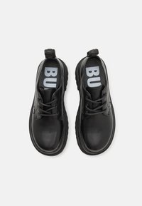 Buffalo PLUTO LACE UP - Suvarstomi - black