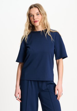 POM Amsterdam, TOP - ROSIE ETERNAL BLUE - T-shirt basic - blue