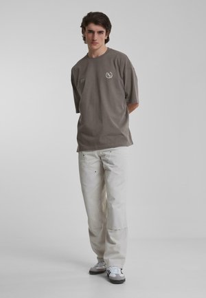 LOGO TEE - Print T-shirt - grey