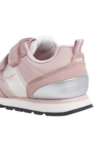 Pepe Jeans Batukai kūdikiams - powder rose pink