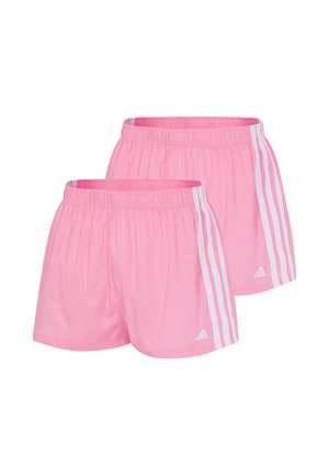 - Krótkie spodenki sportowe