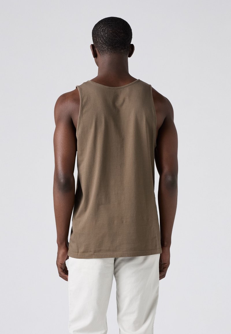 Levi's® HOUSEMARK TANK - Top - stone fudge