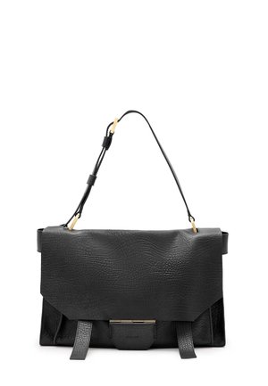 Borsa a tracolla in pelle nera con finitura testurizzata, dotata di chiusura a pattina, tracolla regolabile e dettagli in metallo tono oro.