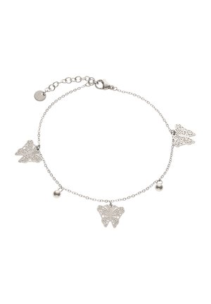 Silbernes Kettenarmband mit drei schmetterlingsförmigen Anhängern und zwei kleinen kugelförmigen Perlen, ausgestattet mit einem Karabinerverschluss und verstellbaren Gliedern.