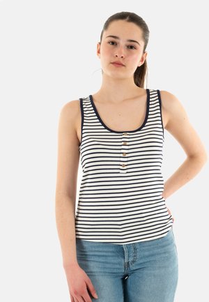 Top de tirantes a rayas en blanco y azul marino, con escote redondo, tapeta de tres botones y un diseño ajustado. Fabricado en suave algodón.