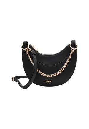 Borsa a spalla in pelle nera con design curvato, presenta un accento in catena dorata, tracolla regolabile e chiusura a zip. Logo LCREDI sul fronte.