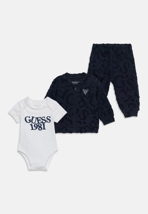 Guess, BABY ACTIVE UNISEX SET - Body - smart blue