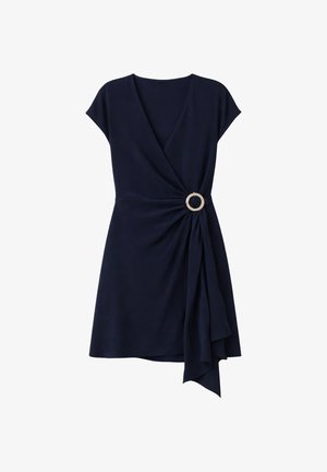 Abito corto a maniche corte blu navy con scollo a V e dettaglio asimmetrico drappeggiato fissato da una fibbia circolare in vita.