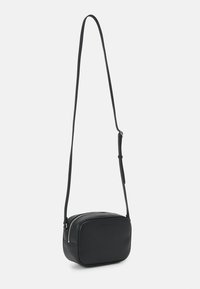 Calvin Klein Jeans SCULPTED CAMERA MONO - Taška s příčným popruhem - fashion black