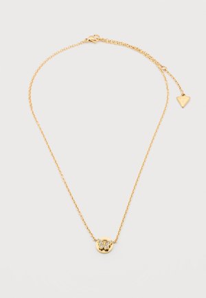 Collar de cadena de oro delicado con un pequeño colgante redondo que presenta una mariposa adornada con brillantes de strass transparentes.