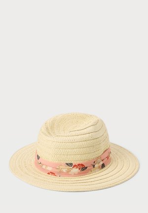 Cappello di paglia con tesa larga, decorato con una fascia di tessuto rosa con motivo floreale nei toni del rosso, beige e nero.
