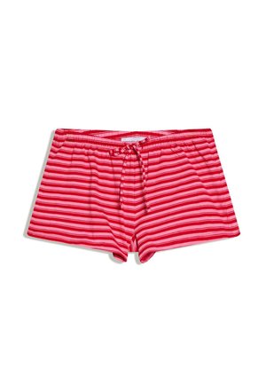 Piros és rózsaszín vízszintes csíkos rövidnadrág, gumis derékrésszel és elöl megkötővel, fehér háttéren lefektetve.