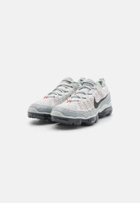 Nike Sportswear AIR VAPORMAX 2023 FLYKNIT - Trainers - light silver/smoke grey/picante red/anthracite