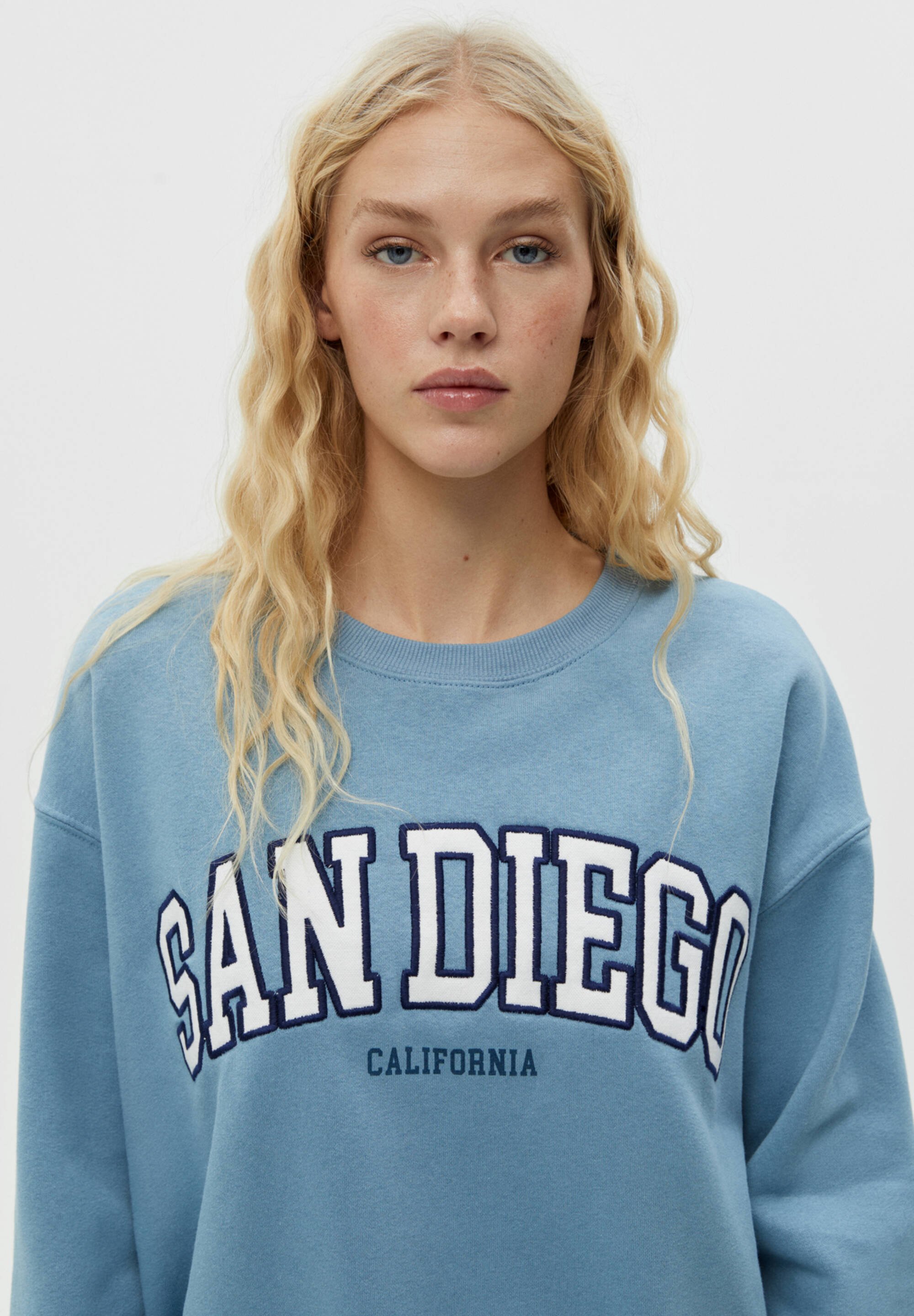 PULL\u0026BEAR ROUND NECK VARSITY 
