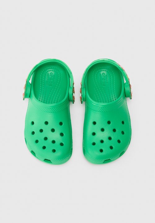 Crocs HOLIDAY ICONS UNISEX - Clogs - grass green — foto 4