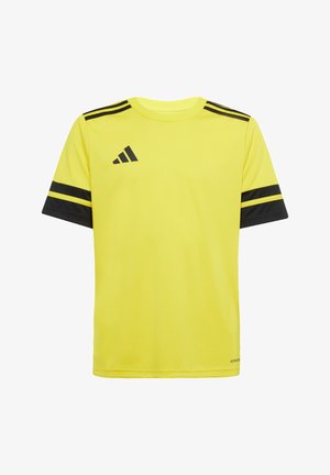 Gelbes Sport-T-Shirt mit schwarzen Akzenten und drei schwarzen Streifen auf den Schultern. Hergestellt aus leichtem Material mit Rundhalsausschnitt.