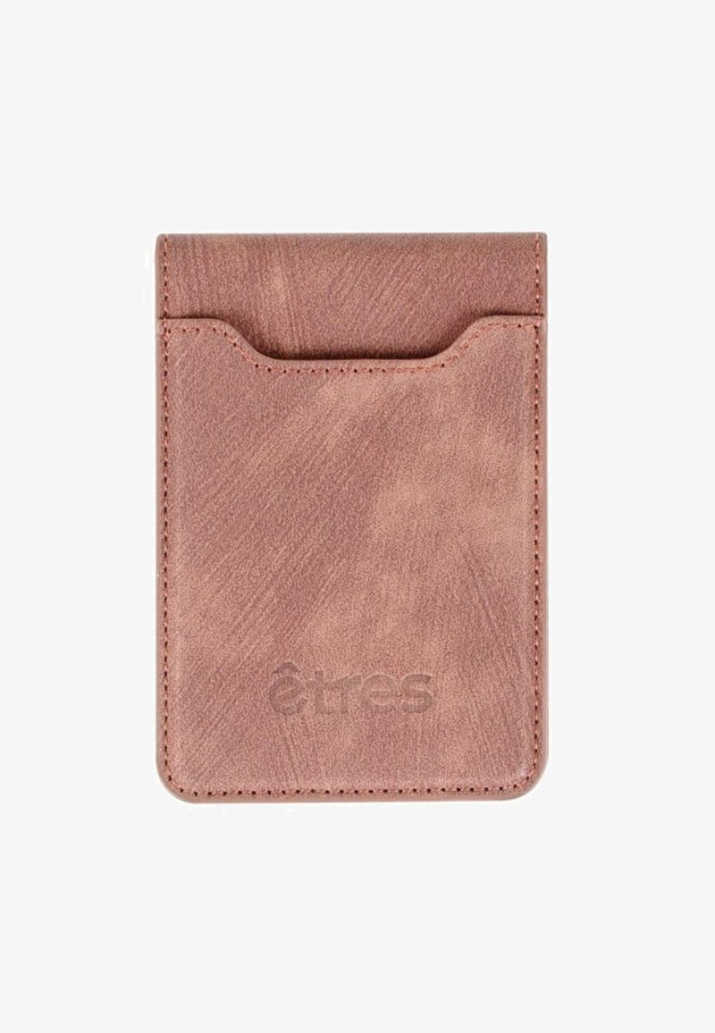 Brown leather card holder with a smooth texture, featuring a slot opening at the top and embossed "êtres" logo on the front.